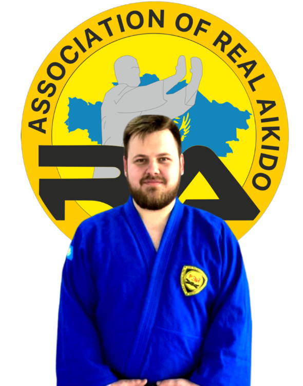 Тренер Пчелинцев Павел